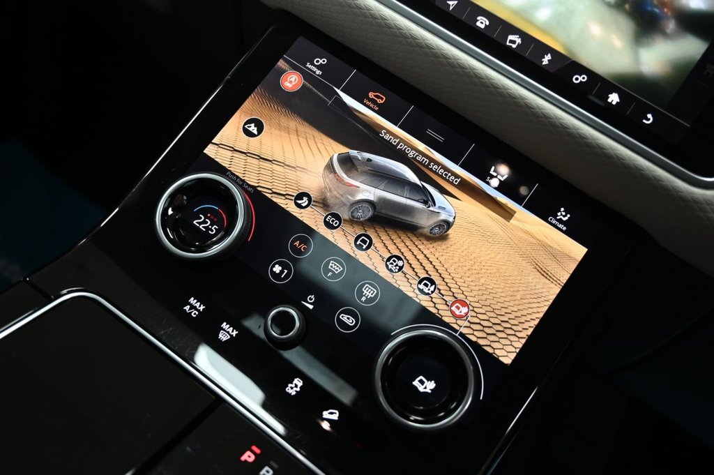 Used Land Rover Range Rover Velar 2018 for sale - 77360056: Photo 32