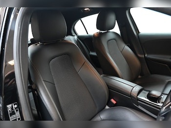 Used Mercedes-Benz A-Class 2019 for sale - 76977485: Photo