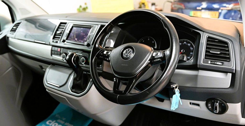 Used Volkswagen Transporter 2019 for sale - 76297036: Photo 16