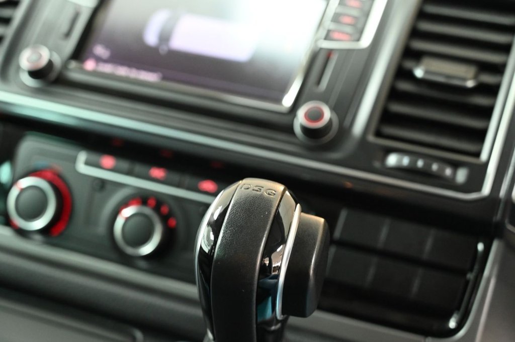 Used Volkswagen Transporter 2019 for sale - 76297036: Photo 19