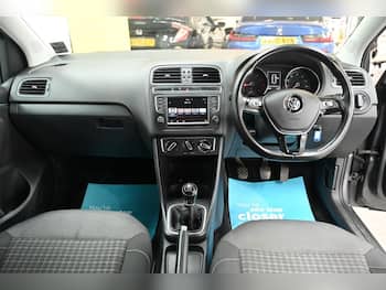 Used Volkswagen Polo 2015 for sale - 79723190: Photo