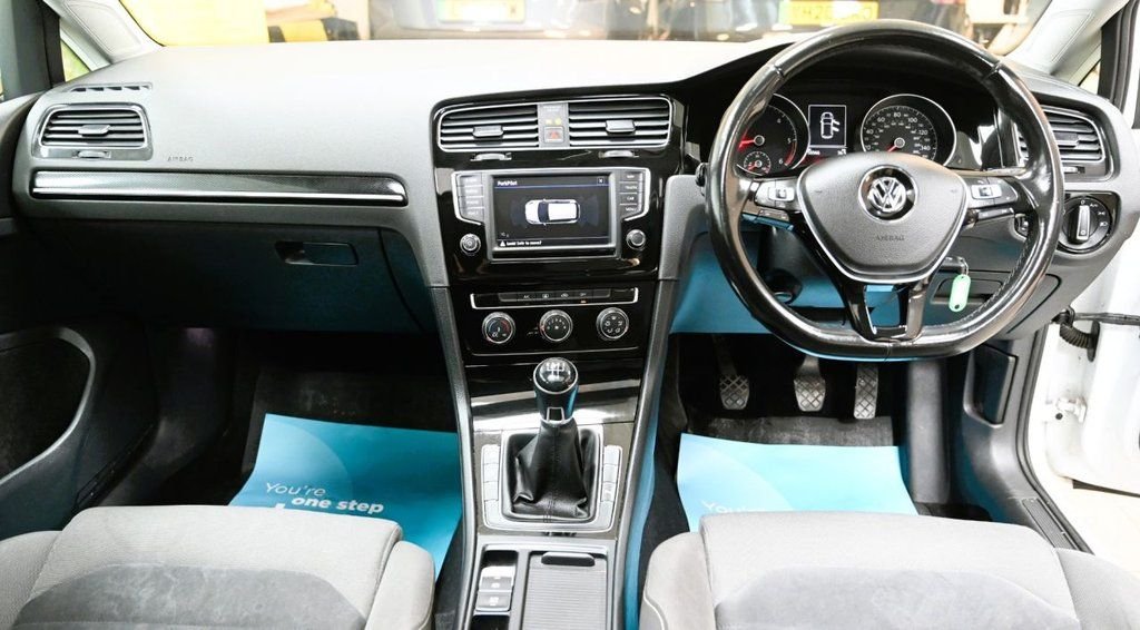 Used Volkswagen Golf 2016 for sale - 77307352: Photo 4