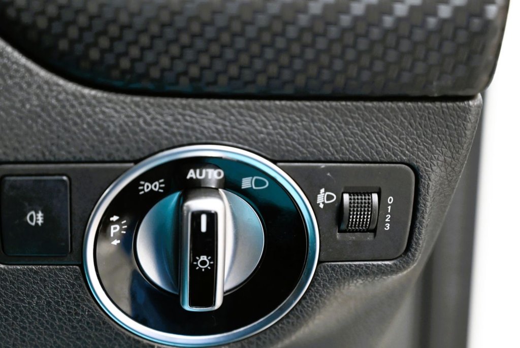 Used Mercedes-Benz A-Class 2017 for sale - 76582299: Photo 20