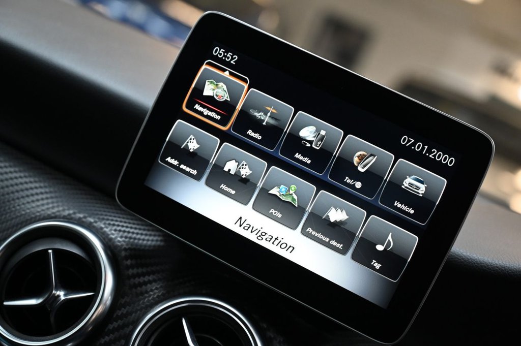 Used Mercedes-Benz A-Class 2017 for sale - 76582299: Photo 5