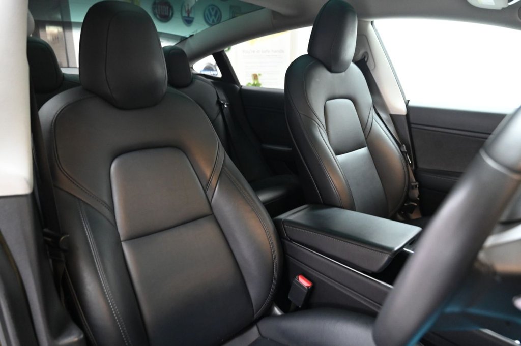 Used Tesla Model 3 2020 for sale - 77672768: Photo 4