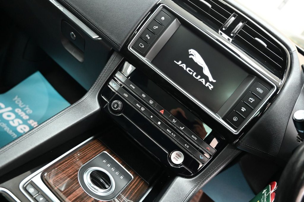 Used Jaguar F-Pace 2018 for sale - 77893665: Photo 25