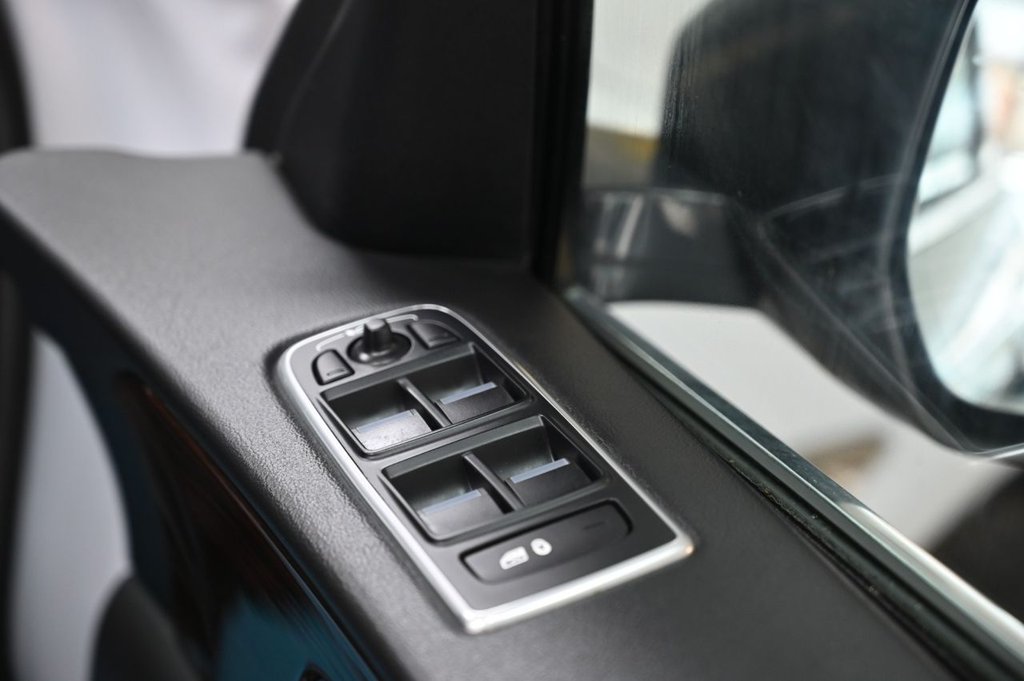 Used Jaguar F-Pace 2018 for sale - 77893665: Photo 27