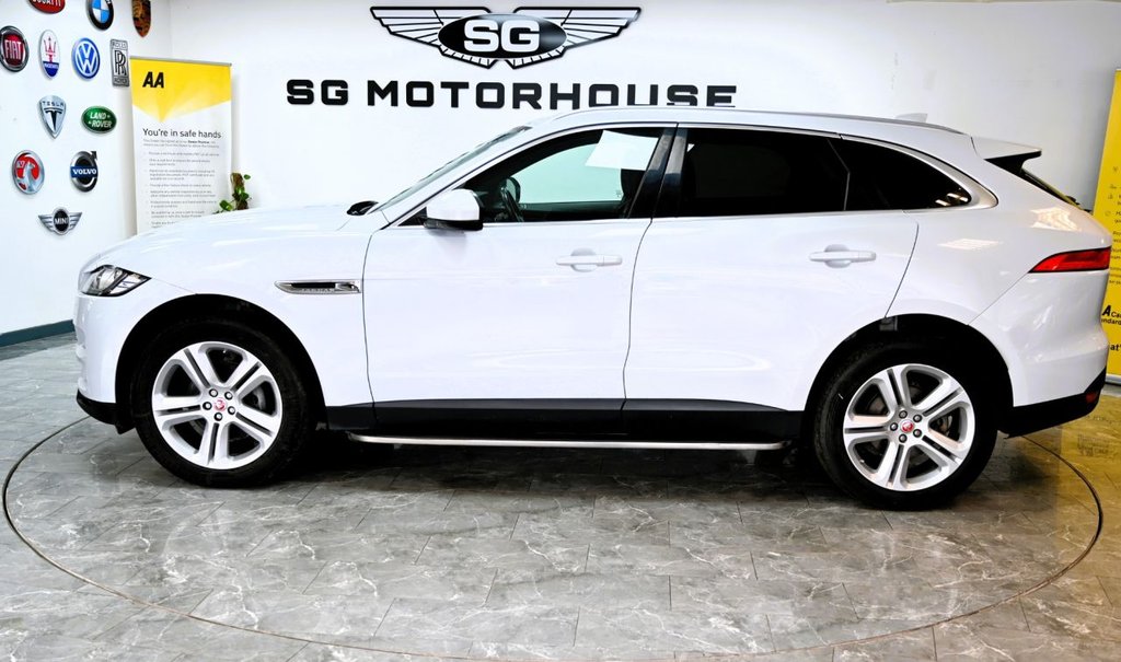 Used Jaguar F-Pace 2018 for sale - 77893665: Photo 9