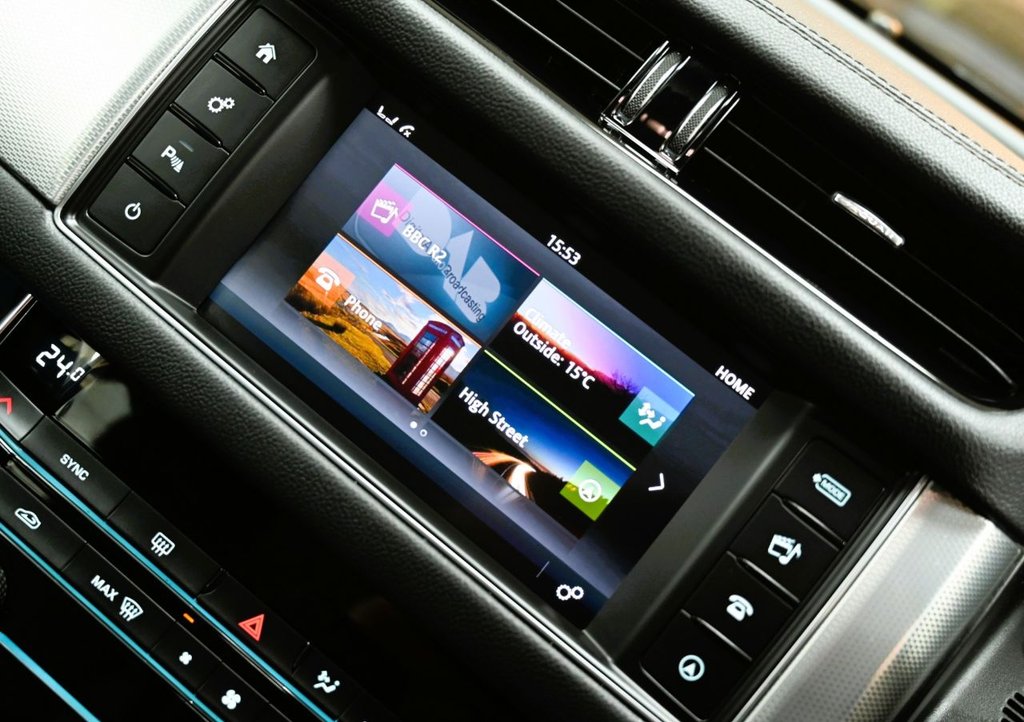 Used Jaguar XF 2017 for sale - 77470535: Photo 23