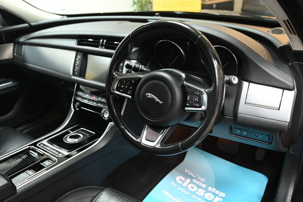 Used Jaguar XF 2017 for sale - 77470535: Photo 25