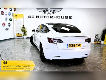 Used Tesla Model 3 2019 for sale - 78350377: Photo