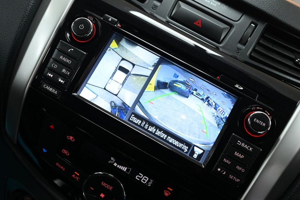 Used Nissan Navara 2018 for sale - 77621207: Photo 5