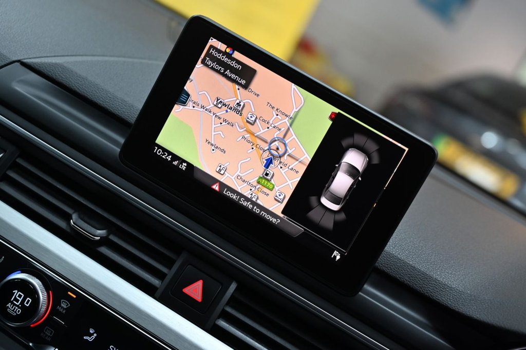 Used Audi A4 2017 for sale - 77307325: Photo 5