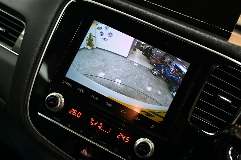 Used Mitsubishi Outlander 2021 for sale - 76901050: Photo 5