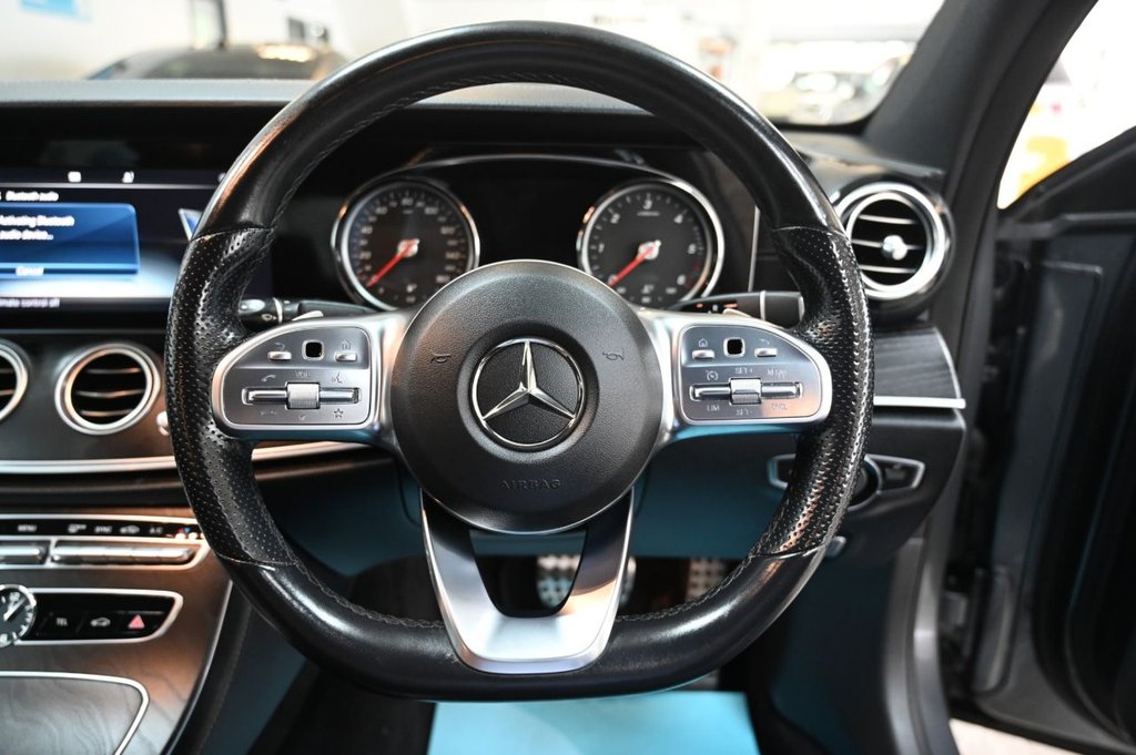 Used Mercedes-Benz E Class 2018 for sale - 76586590: Photo 11