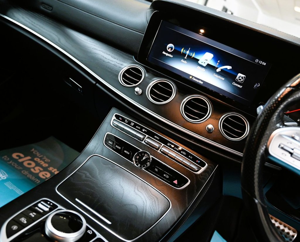 Used Mercedes-Benz E Class 2018 for sale - 76586590: Photo 12