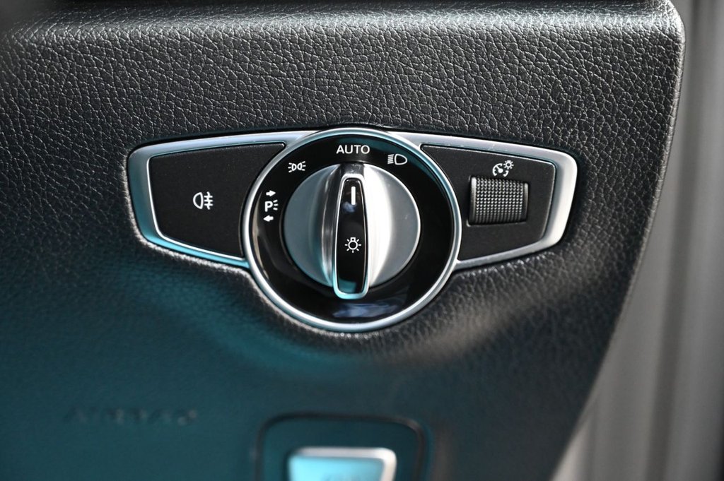 Used Mercedes-Benz E Class 2018 for sale - 76586590: Photo 29