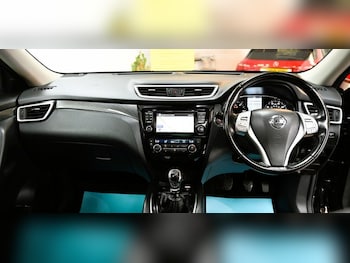 Used Nissan X-Trail 2015 for sale - 75433191: Photo