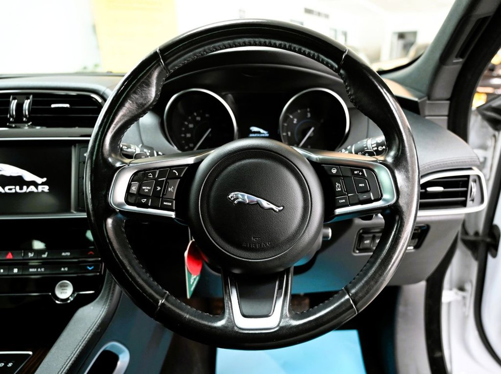 Used Jaguar F-Pace 2018 for sale - 77660155: Photo 16