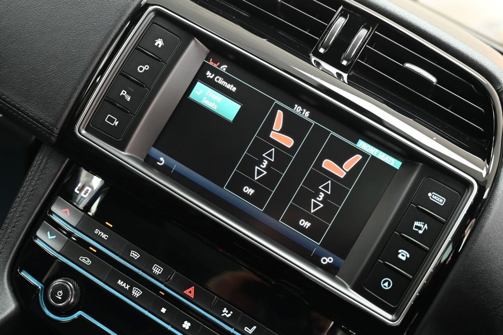 Used Jaguar F-Pace 2018 for sale - 77660155: Photo 23