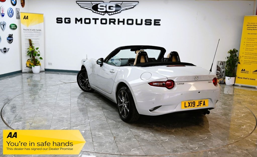Used Mazda MX-5 2019 for sale - 76266623: Photo 2