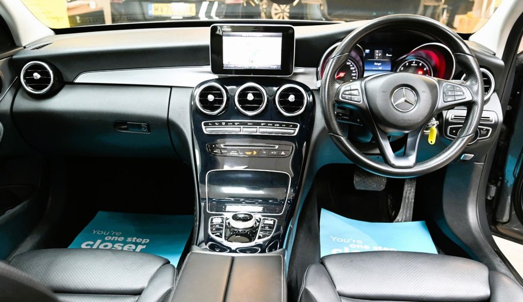 Used Mercedes-Benz C Class 2018 for sale - 77551700: Photo 4