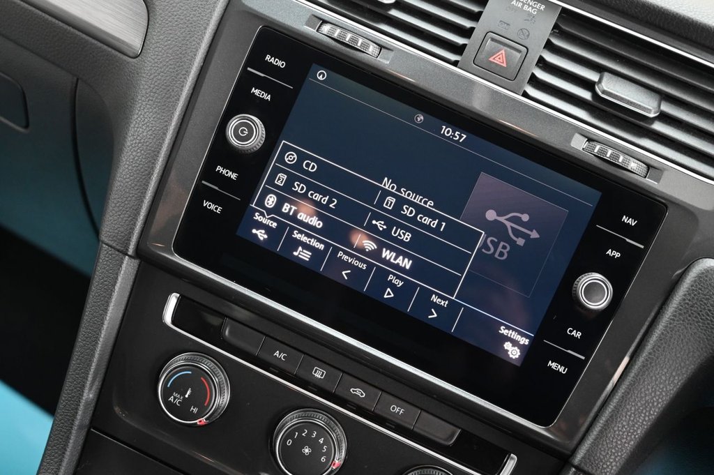 Used Volkswagen Golf 2019 for sale - 78220774: Photo 20