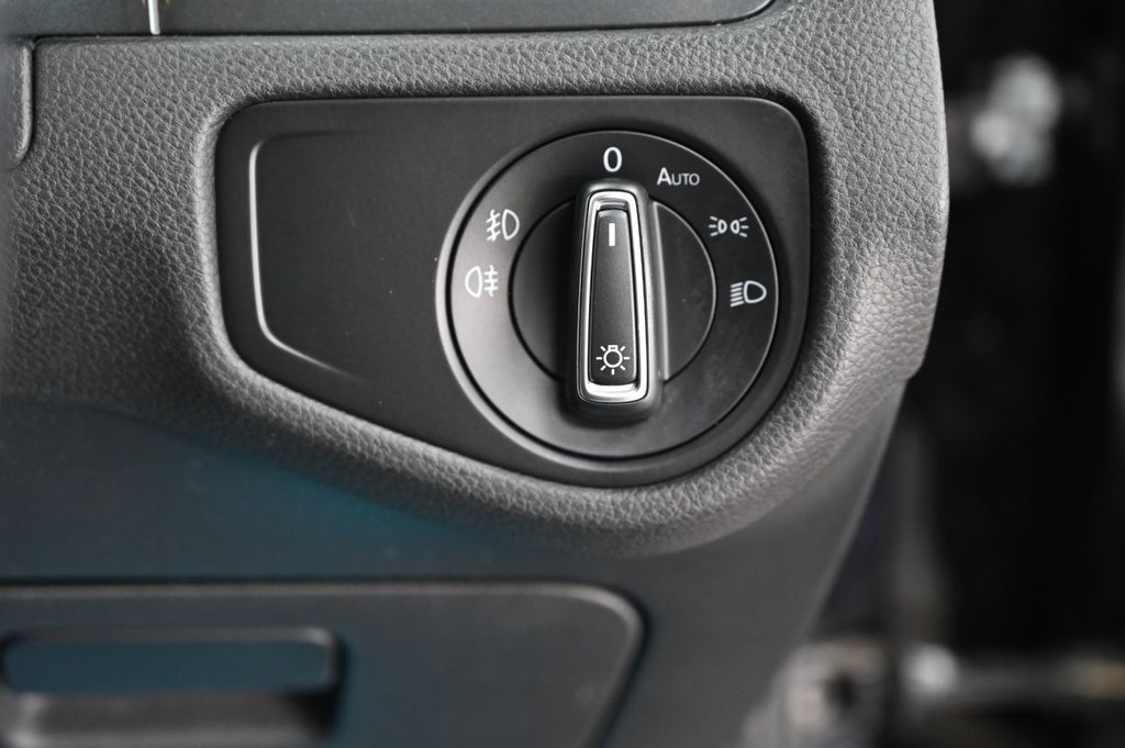 Used Volkswagen Golf 2019 for sale - 78220774: Photo 24