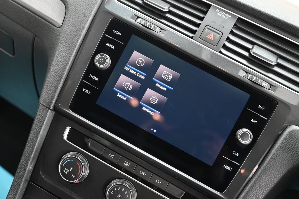 Used Volkswagen Golf 2019 for sale - 78220774: Photo 32