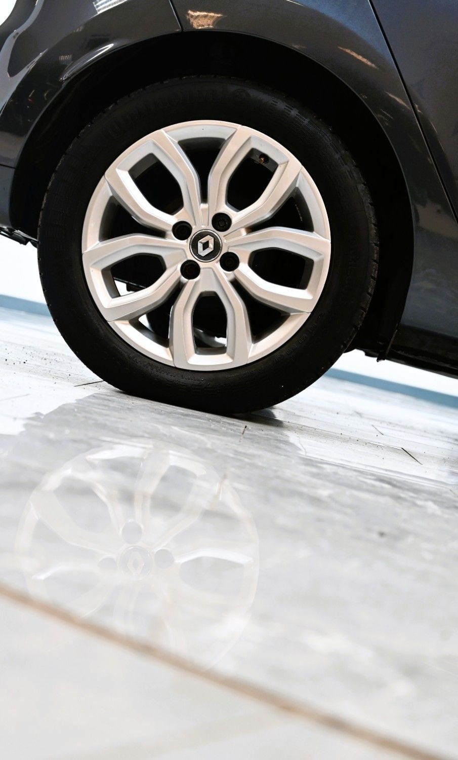 Used Renault Clio 2017 for sale - 76703798: Photo 28