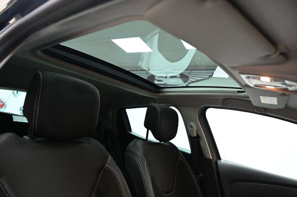 Used Renault Clio 2017 for sale - 76703798: Photo 3