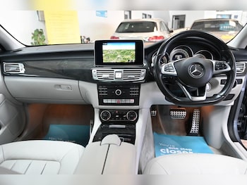 Used Mercedes-Benz CLS 2017 for sale - 76731161: Photo