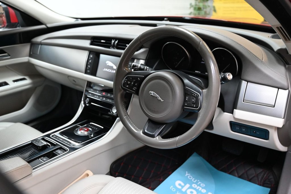 Used Jaguar XF 2016 for sale - 76496353: Photo 11