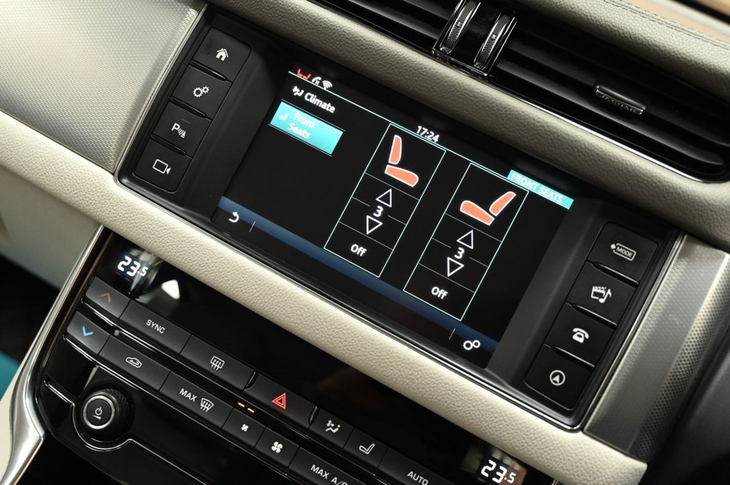 Used Jaguar XF 2016 for sale - 76496353: Photo 12