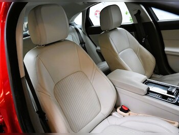 Used Jaguar XF 2016 for sale - 76496353: Photo