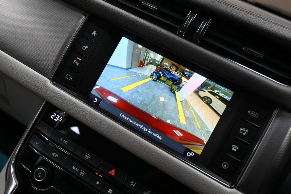 Used Jaguar XF 2016 for sale - 76496353: Photo 6