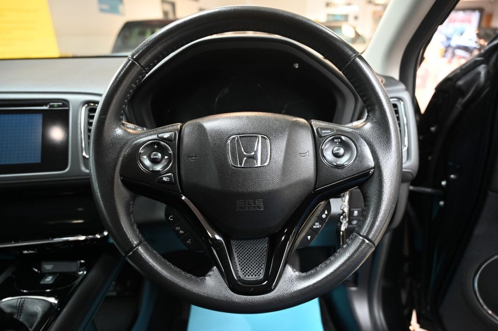 Used Honda HR-V 2018 for sale - 76623300: Photo 11