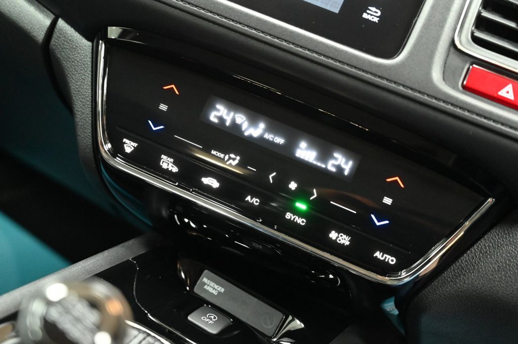 Used Honda HR-V 2018 for sale - 76623300: Photo 15