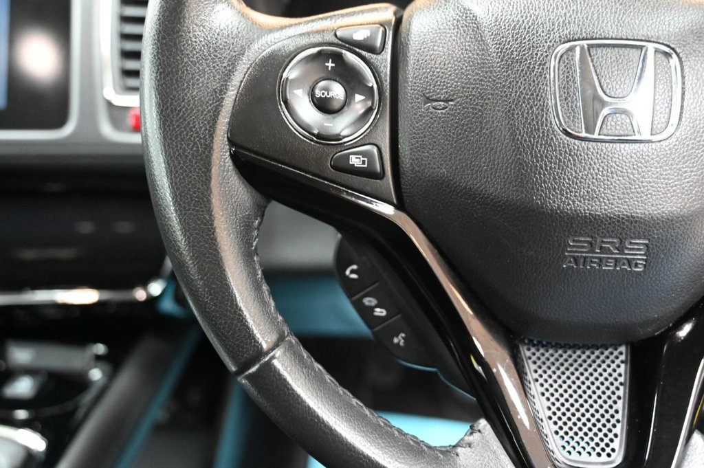 Used Honda HR-V 2018 for sale - 76623300: Photo 19