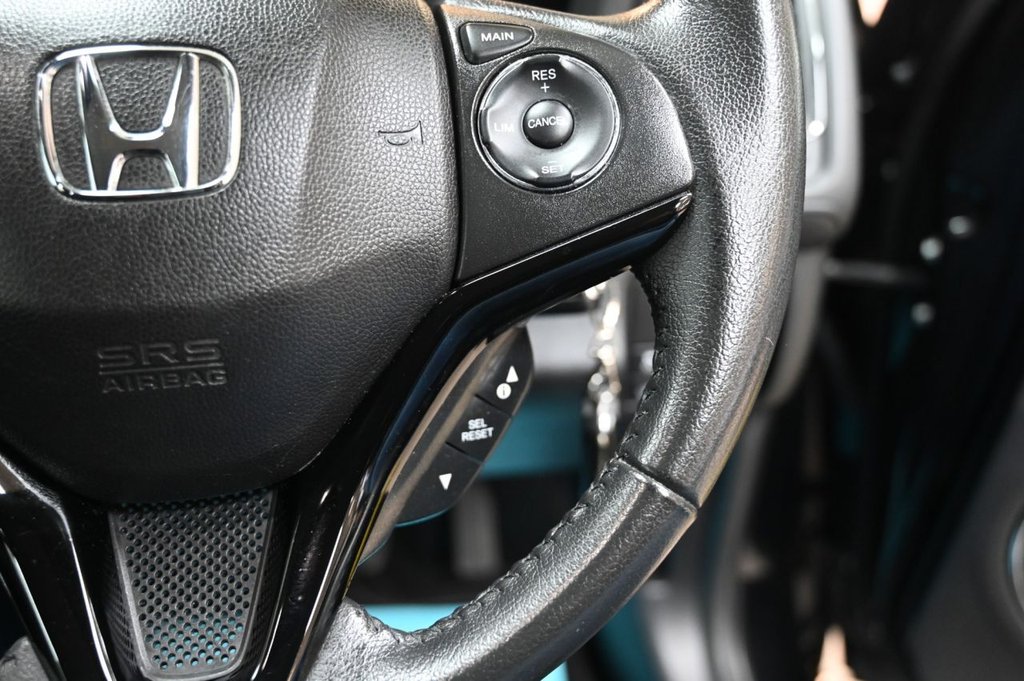 Used Honda HR-V 2018 for sale - 76623300: Photo 20