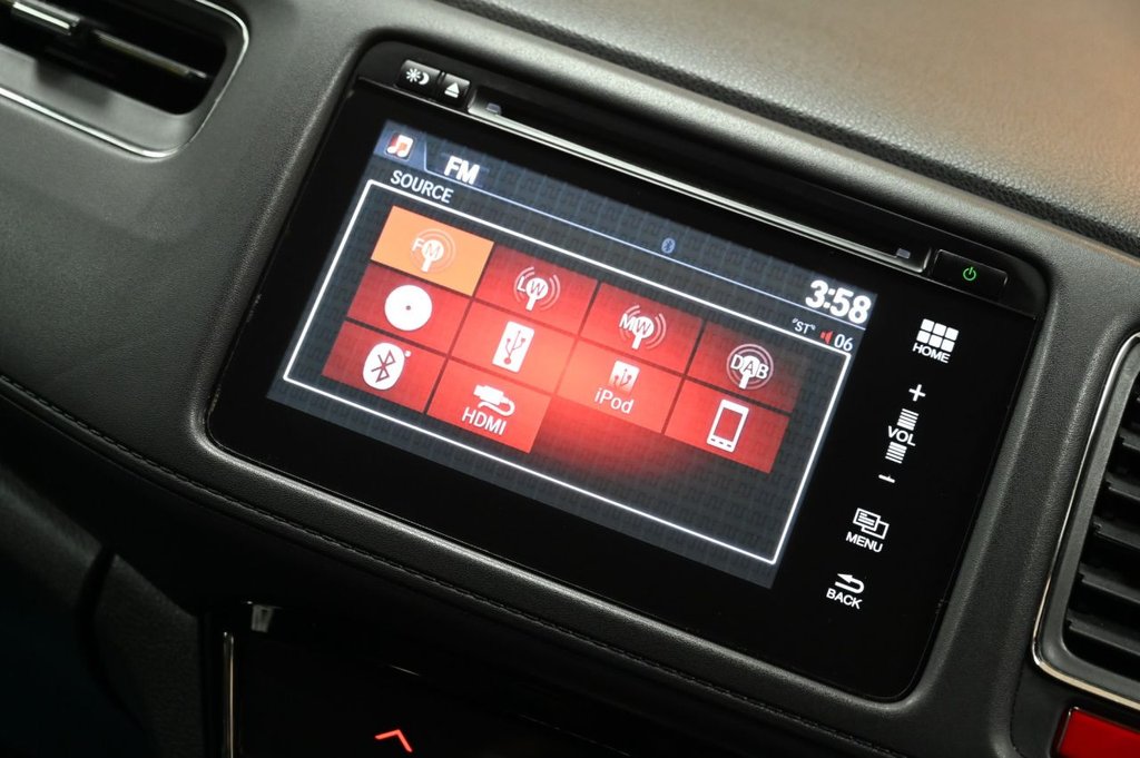 Used Honda HR-V 2018 for sale - 76623300: Photo 5