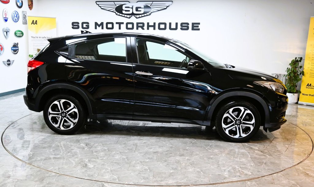 Used Honda HR-V 2018 for sale - 76623300: Photo 7