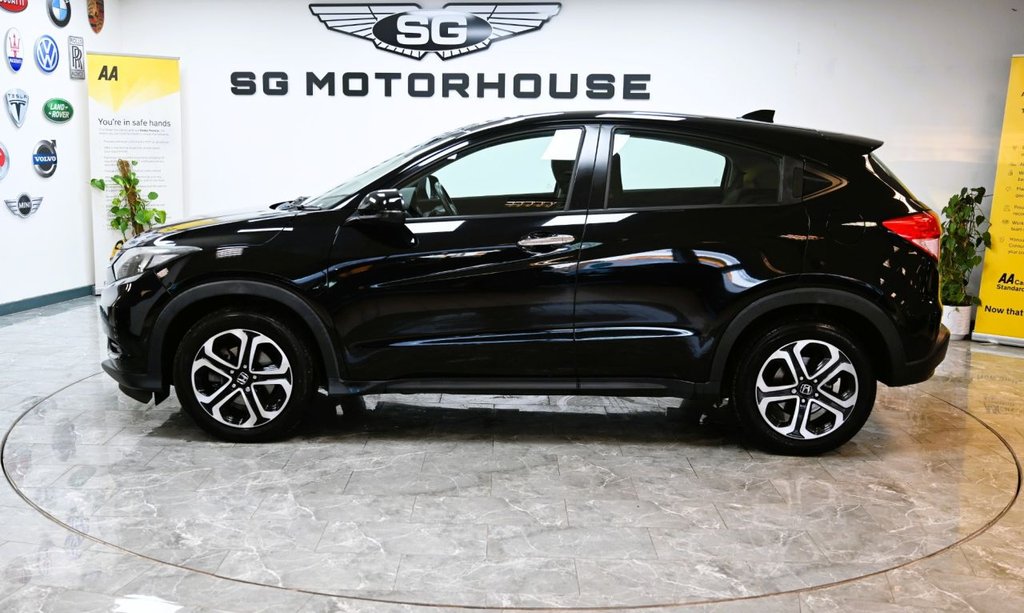 Used Honda HR-V 2018 for sale - 76623300: Photo 9