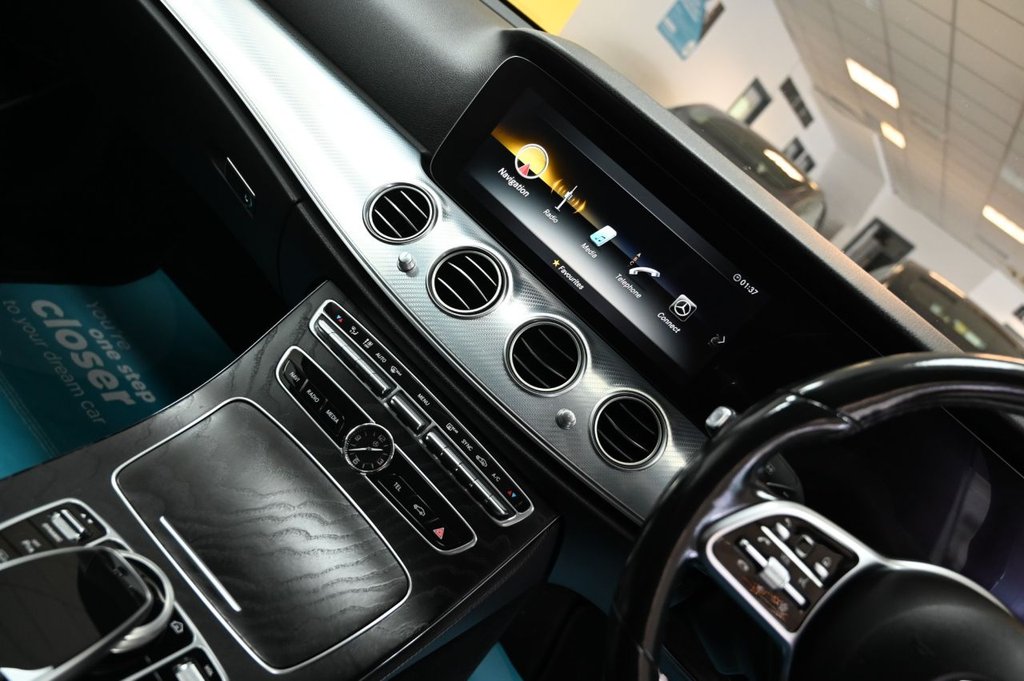 Used Mercedes-Benz E Class 2020 for sale - 77239391: Photo 30