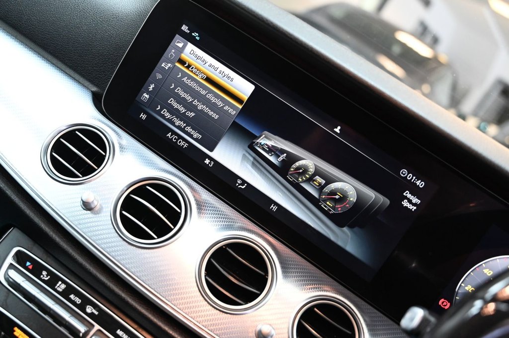 Used Mercedes-Benz E Class 2020 for sale - 77239391: Photo 40