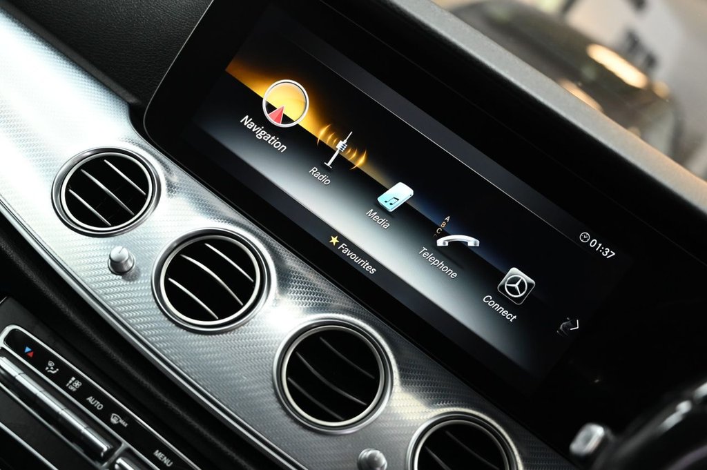 Used Mercedes-Benz E Class 2020 for sale - 77239391: Photo 5