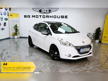 Used Peugeot 208 2014 for sale - 79470613: Photo