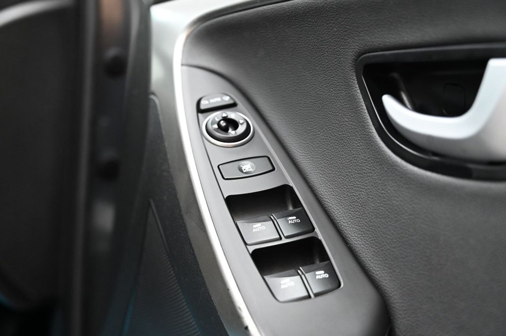 Used Hyundai i30 2013 for sale - 76703797: Photo 24