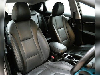 Used Hyundai i30 2013 for sale - 76703797: Photo