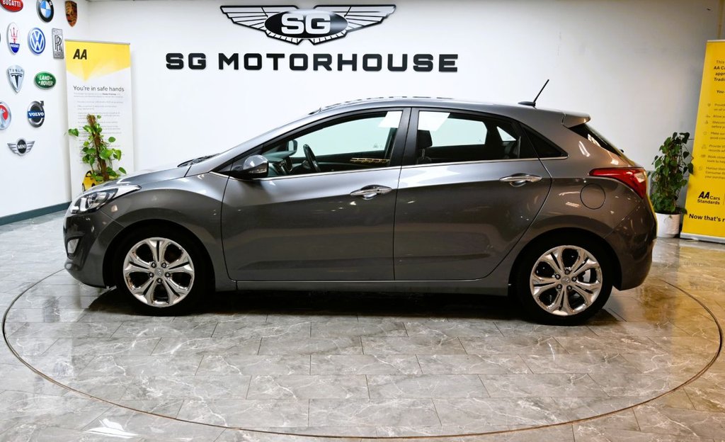 Used Hyundai i30 2013 for sale - 76703797: Photo 9